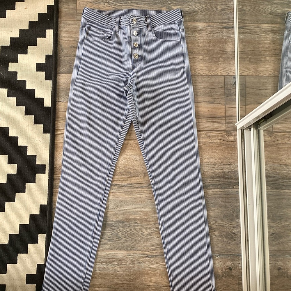 H&M white and blue striped jeans
